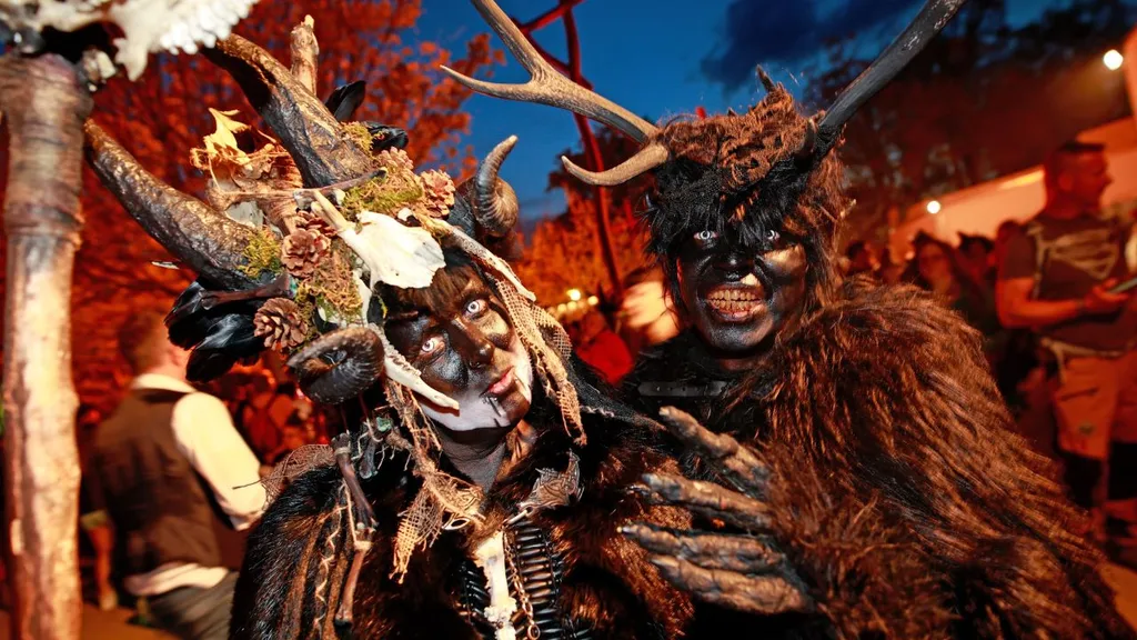 Félelem, ördögök és tűz – rémisztő képeken a boszorkányok fesztiválja, Walpurgis-éj, Walpurgiséj