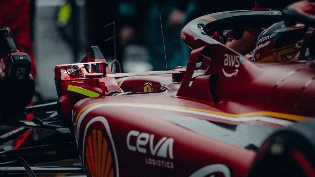 A pályán mutatta be a Ferrari F1-es csapata a továbbfejlesztett autóját