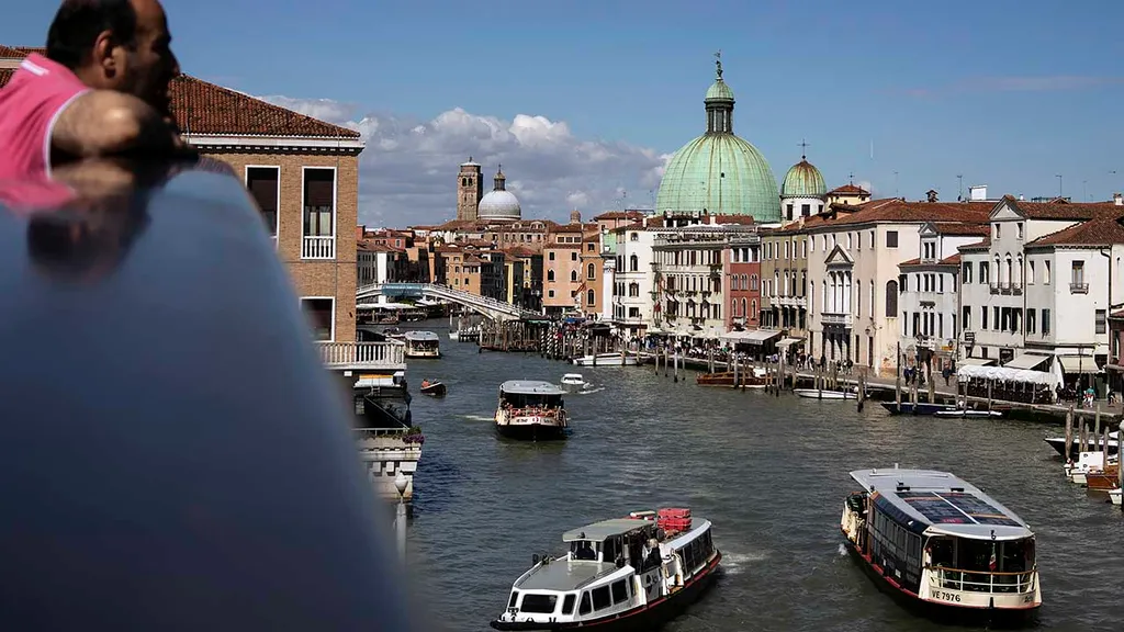 Ponte della Costituzione, gyalogoshíd, Velence, híd, turizmus, látványosság, 