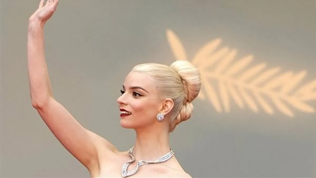 Gyönyörű nőkkel érkezett meg az új Mad Max Cannes-ba - fotók