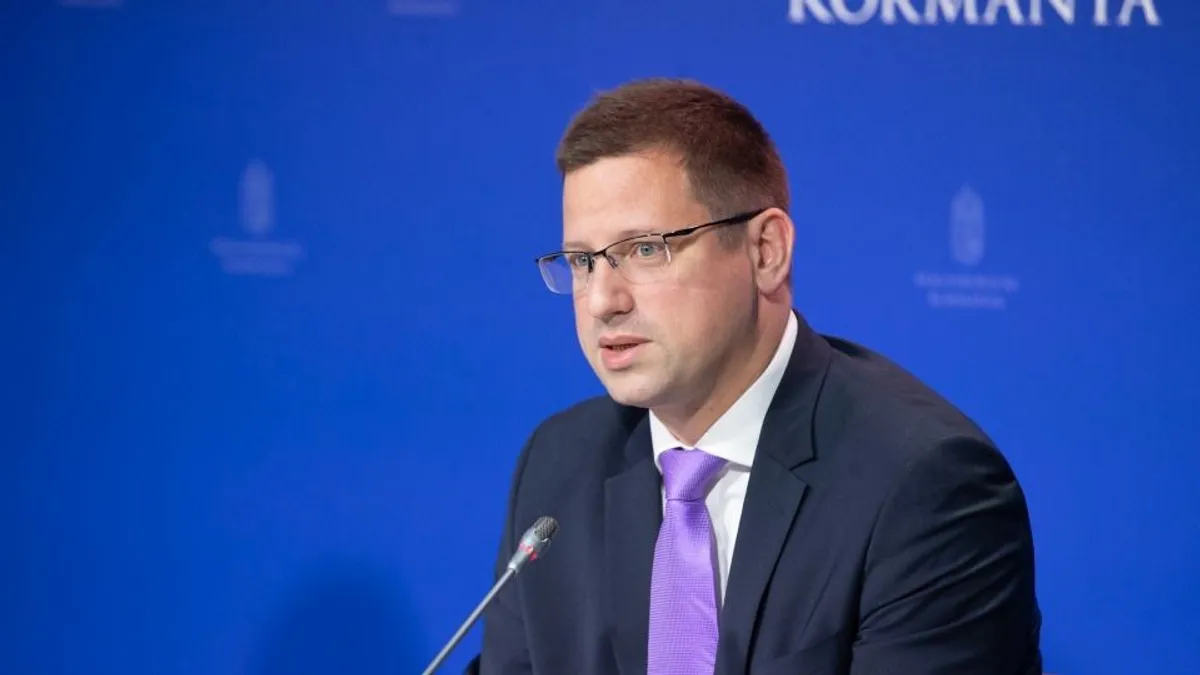 Gulyás Gergely: Az Európai Bíróság a határvédelem miatt napi hatmillió forint megfizetésére akarja kötelezni Magyarországot