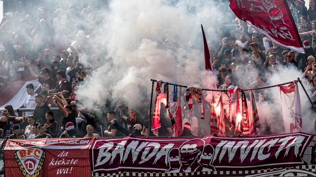 Nem a Leverkusen, hanem a gyűlölt Stasi-disznók csapata volt Németország első veretlen focibajnoka
