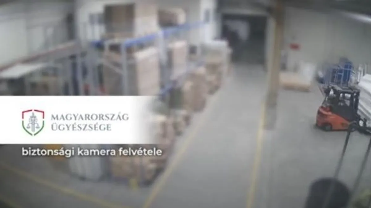 Trükkös módszerrel loptak szigetelőanyagot egy raktárból – videó
