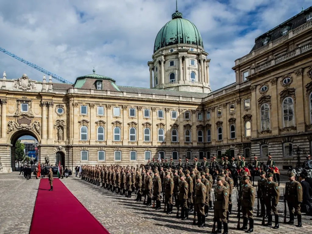 Hszi Csin-ping kínai államfő fogadása, HsziCsinping, Budai Vár, Oroszlános Udvar, előkészület, előkészületek, 2024.05.09.