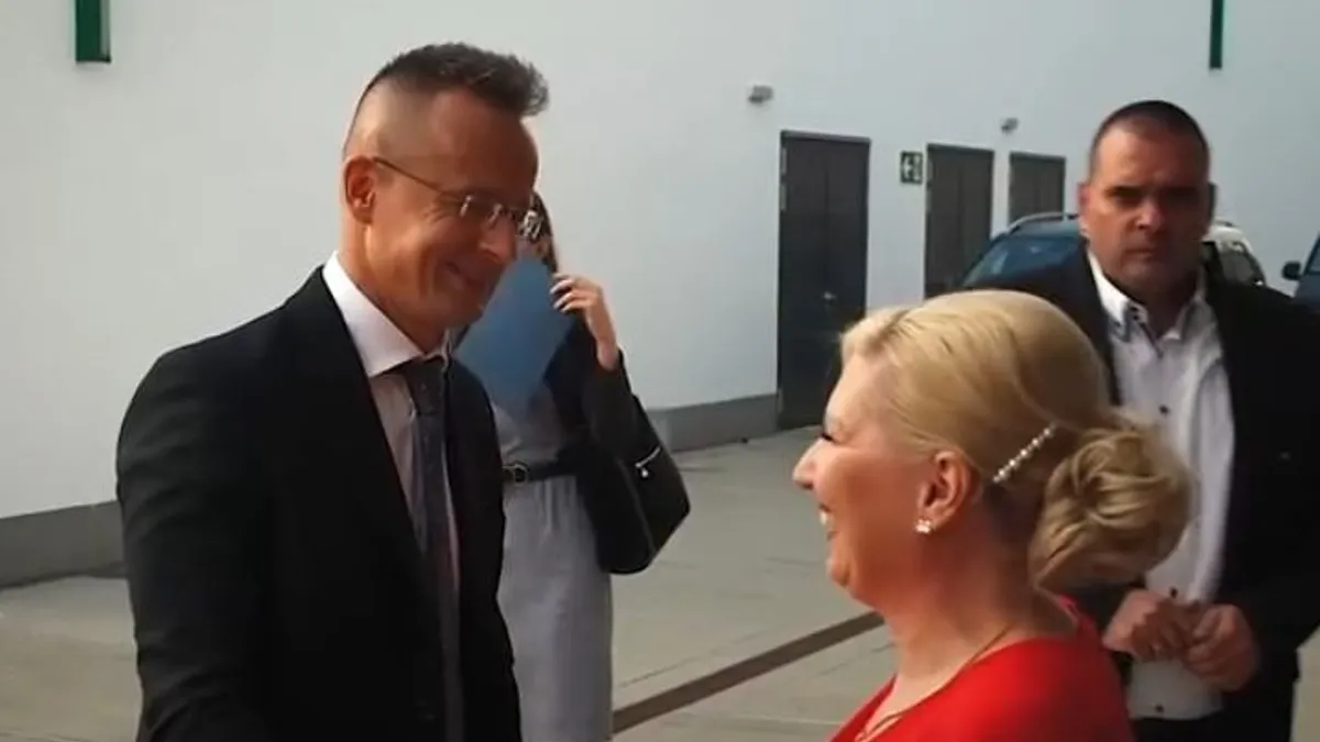 Szijjártó Péter: Az európai parlamenti választáson szavazzanak a békére - videó