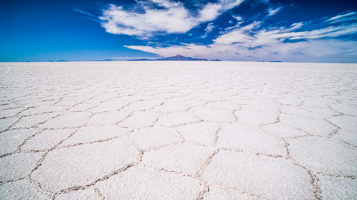 A bolíviai Salar de Uyuni, a világ legnagyobb sóssíksága