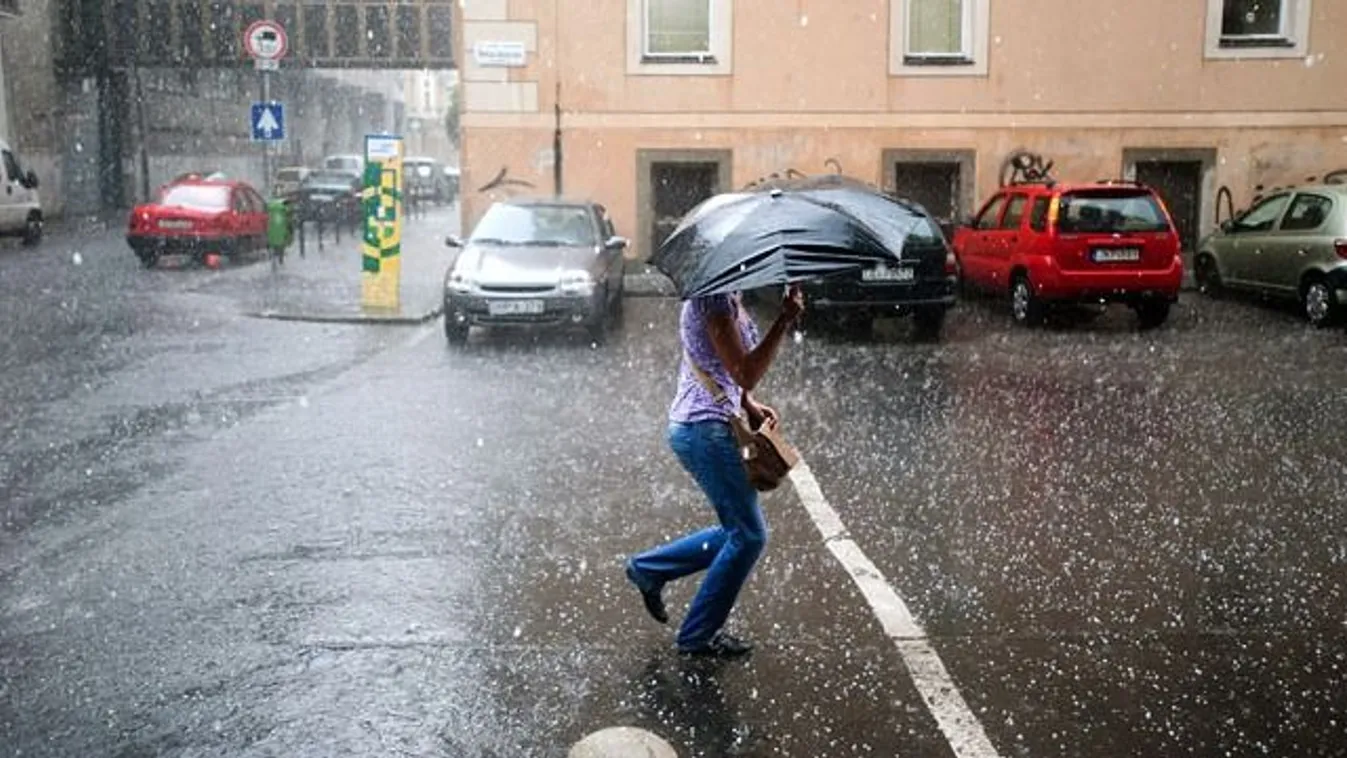 A hétfői vihar heves esőzéssel és helyenként jégesővel csapott le Budapesten