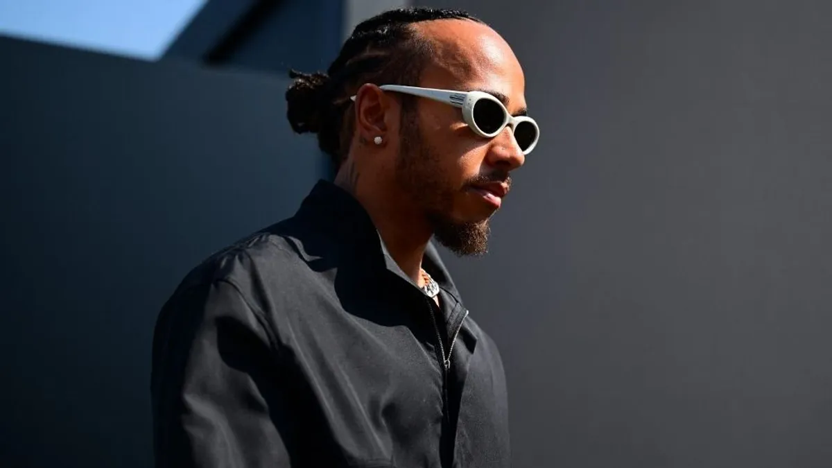 Hihetetlen, mit csinált a Brit Nagydíj előtt az F1-ben csak vergődő Lewis Hamilton