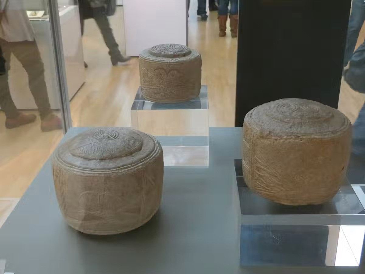 A Folkton dobok a British Museumban láthatók