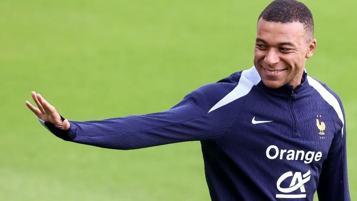 Real Madrid is preparing for the presentation of Kylian Mbappé with amazing fanfare