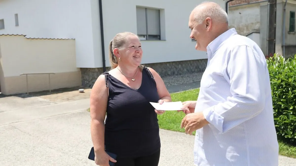 Hende Csaba is közvetlenül keresi fel a választókat