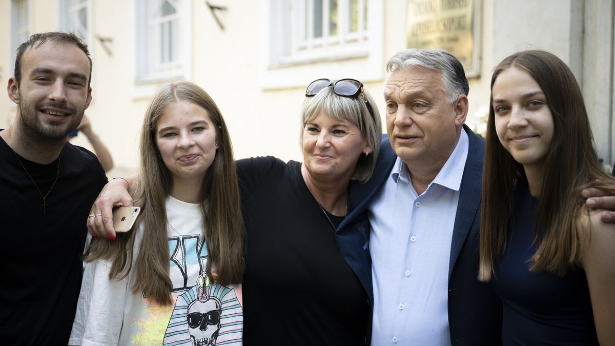 Orbán Viktor országjáró kampánykörútja, OrbánViktor, Szolnok, 2024.06.08.