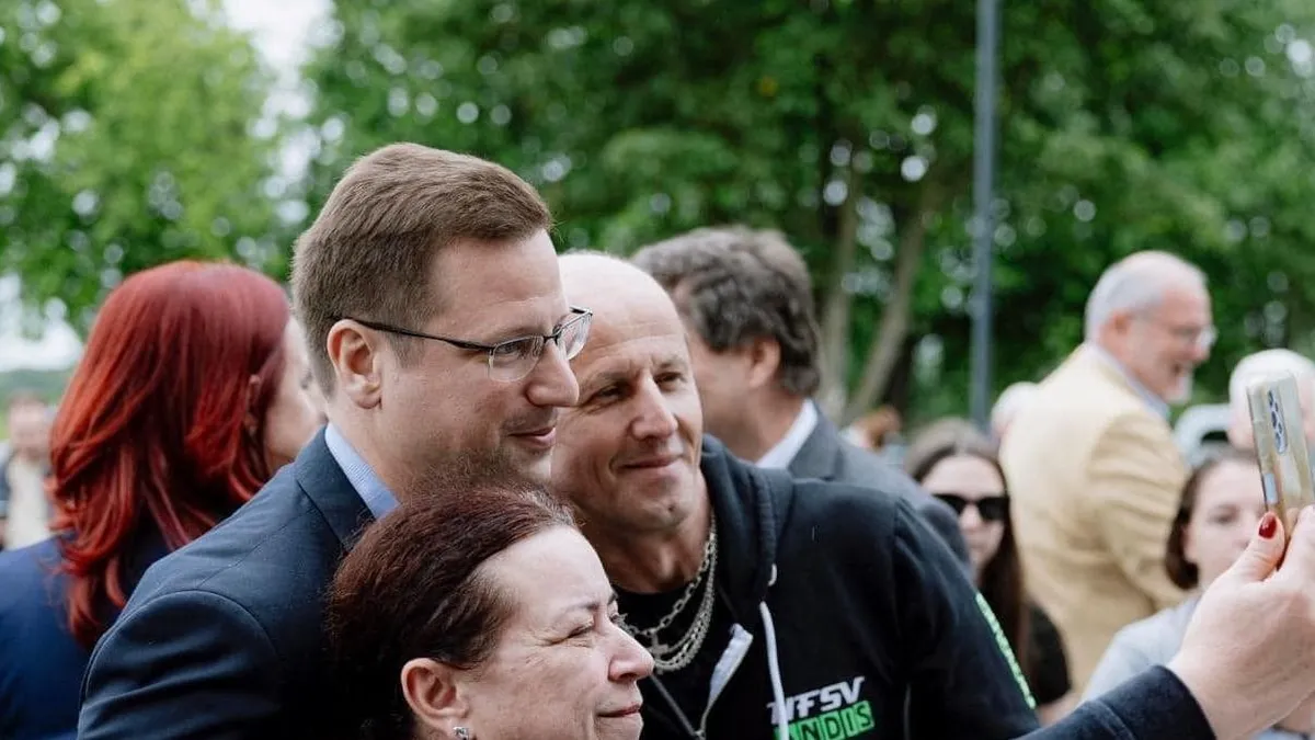 Gulyás Gergely: Egymillió Találkozás Napja