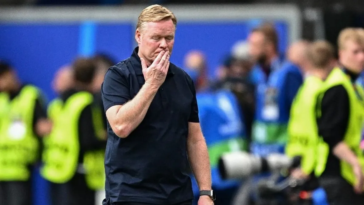 Itt van Joachim Löw utódja, botrányosan gusztustalan volt a kispadon a holland kapitány - videó