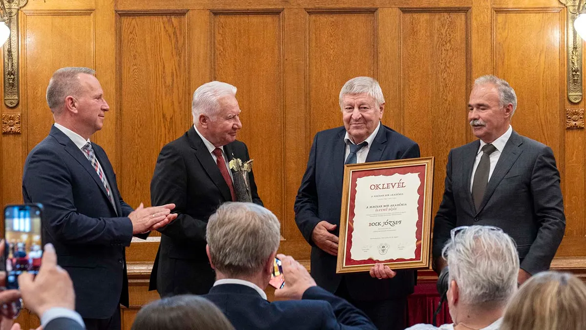 Bock József kapta a Magyar Bor Akadémia életműdíját