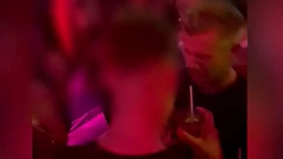 Magyar Péter átlépett minden határt: eddig soha nem vert meg magyar politikus civil embert - videó