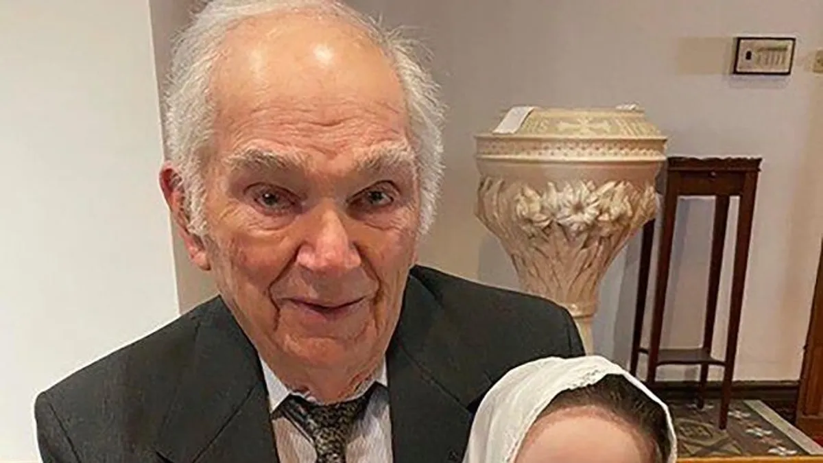 Egy 98 éves férfi lett a világ legidősebb szervdonora