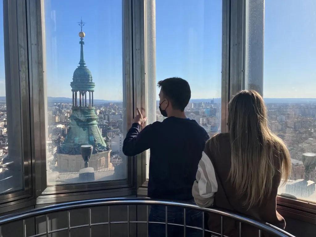 Buenos Aires-i templomhoz tartozó Oszlopos Boldogasszony-bazilika, Oszlopos Boldogasszony székesegyház-bazilika, katolikus templom, Zaragoza városa, Aragónia, Spanyolország