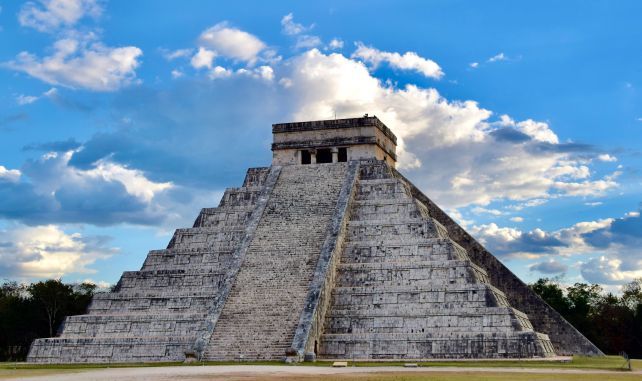 Rituális szertartások: Kukulcan isten temploma, Chichen Itza egyik legnagyobb építménye