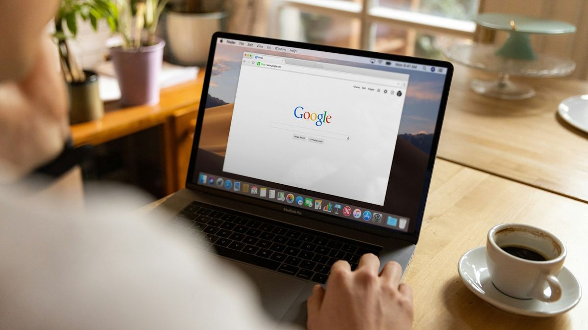 google macbook laptop notebook keresés gmail funkciók