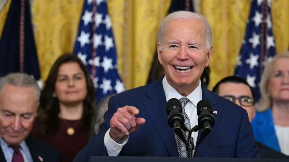 Veszélyes bűnözők is lehetnek Biden beengedett illegális migránsai között