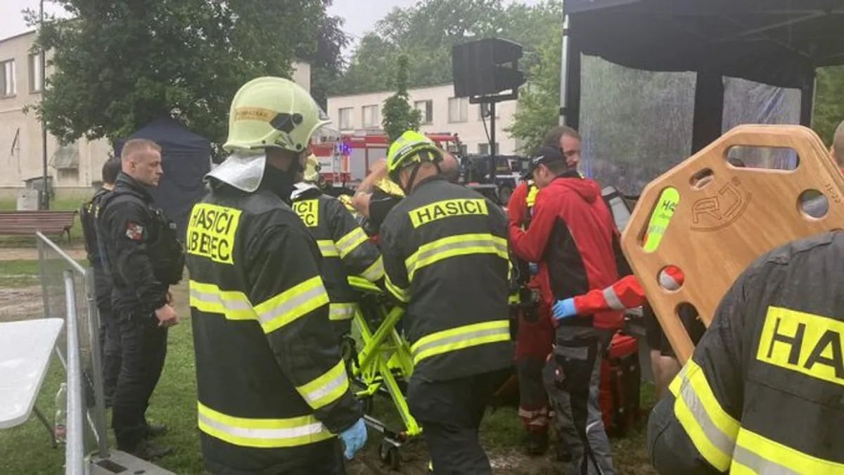 Villám csapott le a gyereknapi ünnepségen, huszonketten kerültek kórházba Csehországban