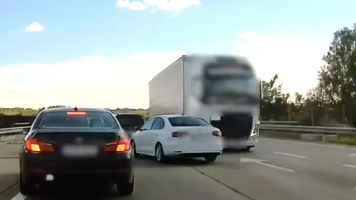 M0-st terrorizáló kamionos, elképesztő baleset a Kőröshegyi völgyhídon - videók