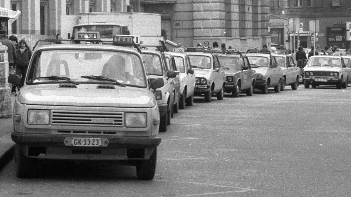 A bűz nem büntethető – mosóbenzines trükközések a rendszerváltás idején