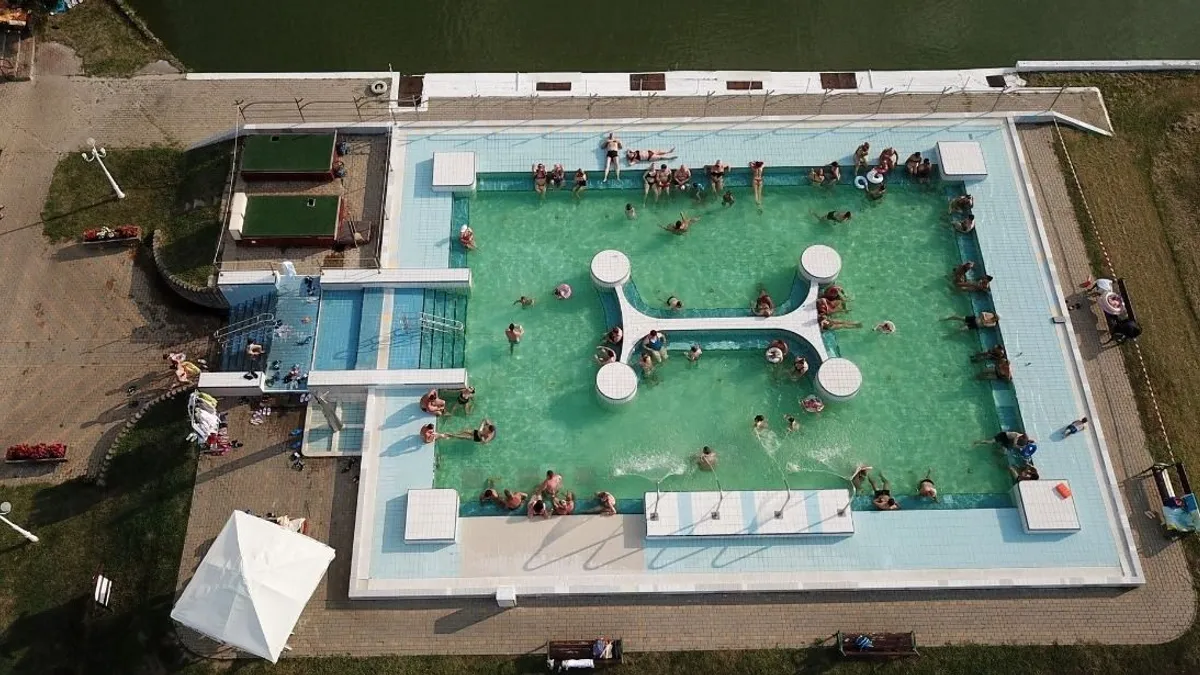 Elő a bikinivel, ezt a vizes fesztivált imádni fogod!