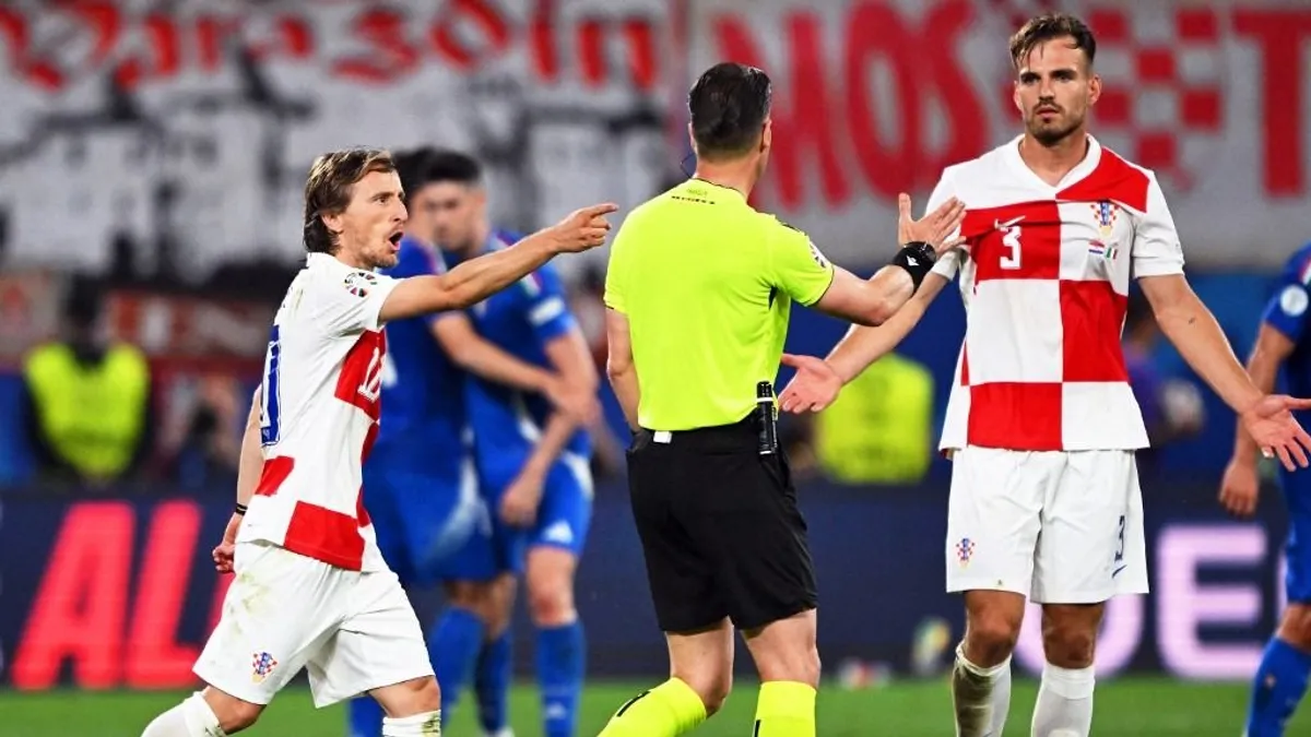 Most éppen Horvátországban gyűlölik a magyar-német meccs csaló holland bíróját