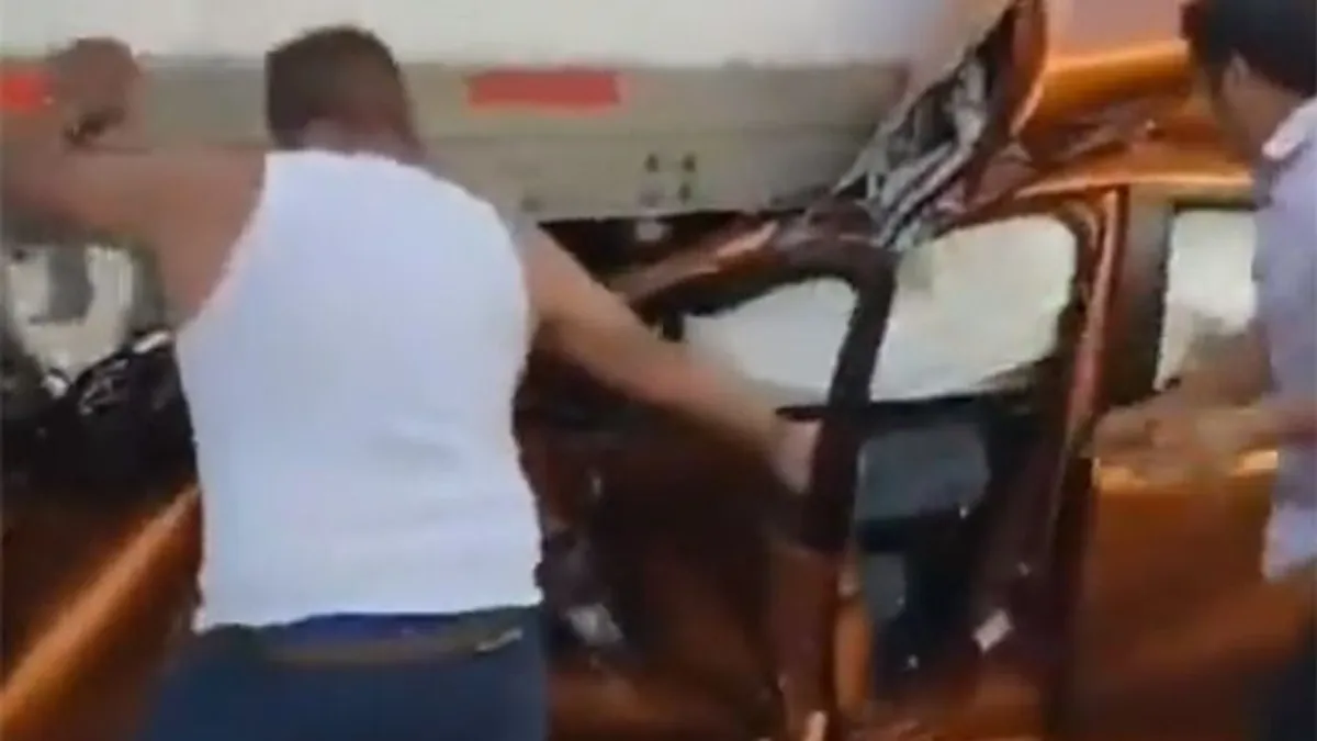 Elképesztő baleset mutatja, hogy akár a lehetetlent is túl lehet élni a modern autókban - videó