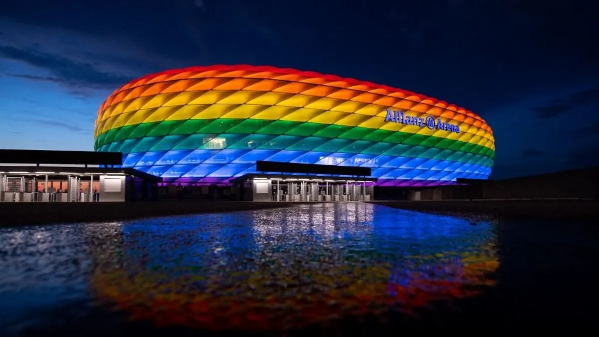 Kezdődik az LMBTQ-cirkusz: két napra szivárványszínű lesz a müncheni Eb-stadion