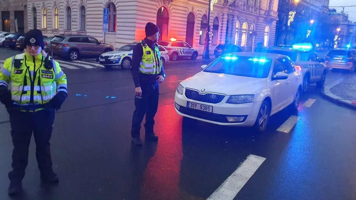 Terrorfenyegetés miatt vett őrizetbe egy férfit a cseh rendőrség