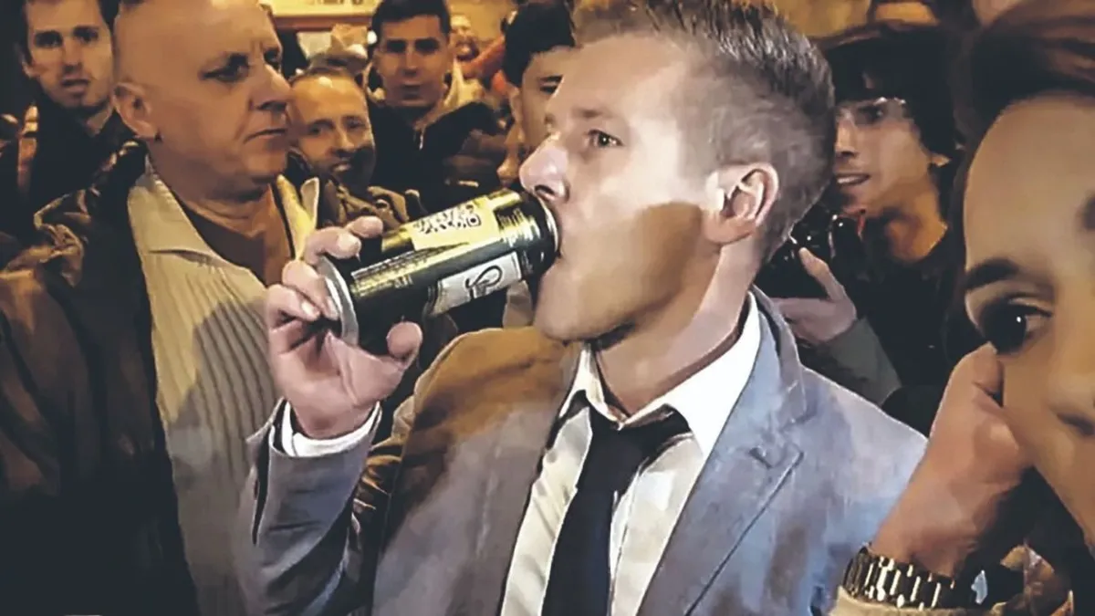 Teljes ellenőrzést akar a média felett Magyar Péter a Blikk szerint