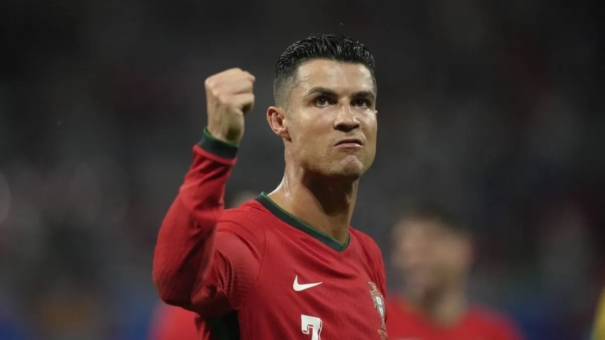 Megmenekültek a szégyentől Cristiano Ronaldóék