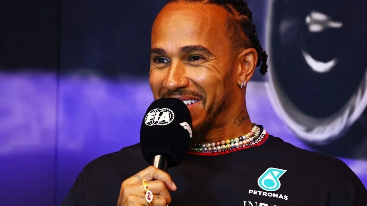 Lewis Hamilton a saját példájával reagált a sokkoló MotoGP-s csapatváltásra