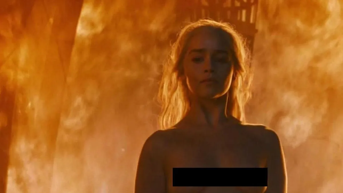 Emilia Clarke szexjelenetei és meztelen fotói