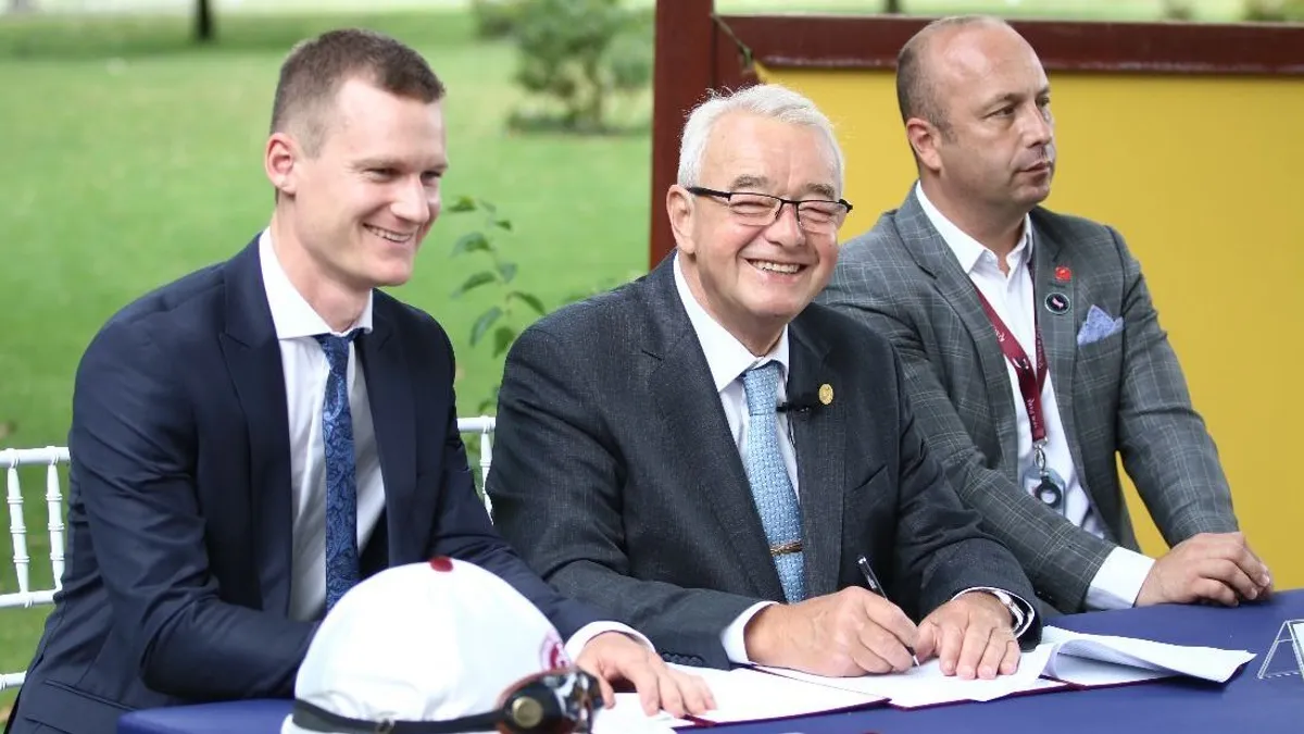 A magyar és külföldi hallgatók közelebb kerülhetnek a magyar lovas hagyományokhoz
