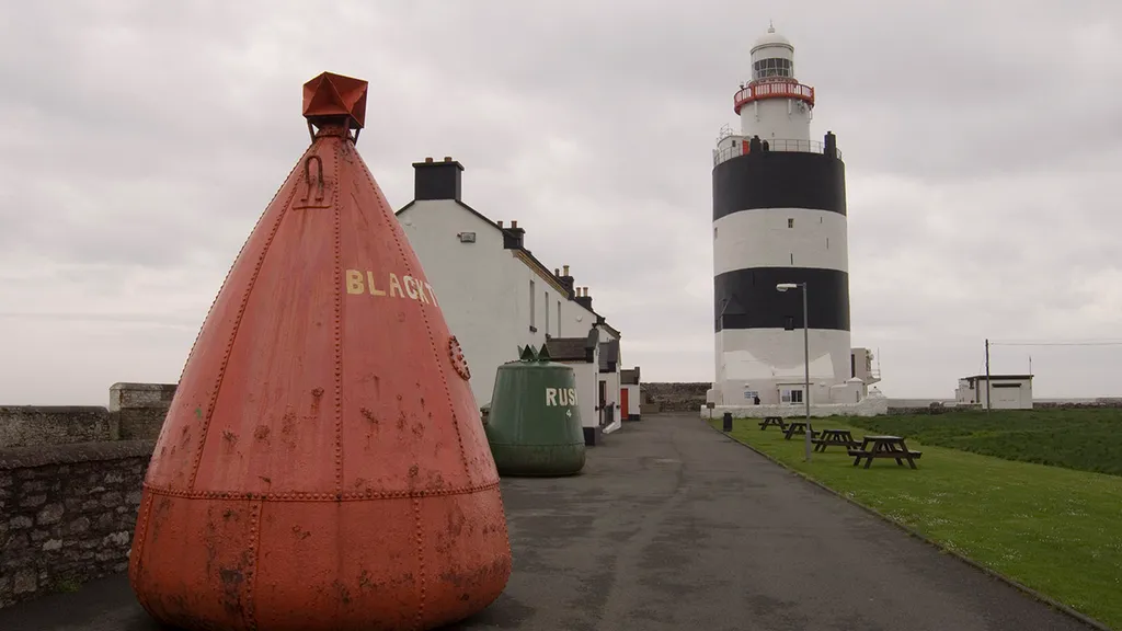 Hook Head  világítótorony, Hook Head, világítótorony, félsziget, Írország, Hook-félsziget, látványosság, turisztikai látványosság, HookHeadvilágítótorony, 