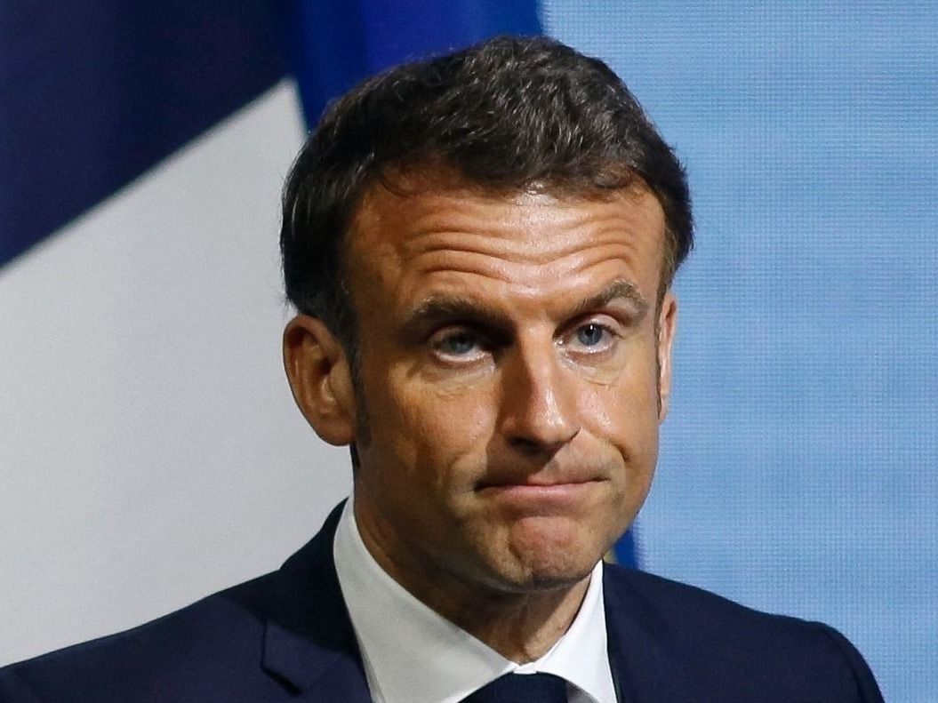 Emmanuel Macron, EmmanuelMacron, francia politikus, 2017. május 14-től az ötödik francia köztársaság nyolcadik elnöke és Andorra társhercege