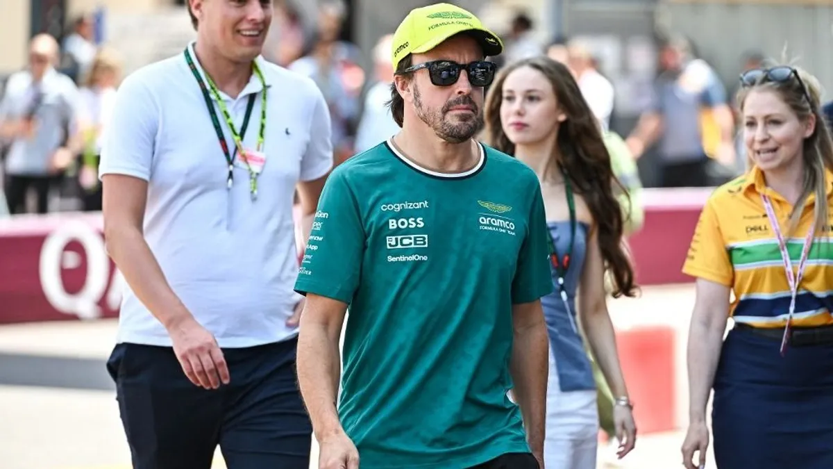 Fernando Alonso legózás miatt késett a megbeszélésről