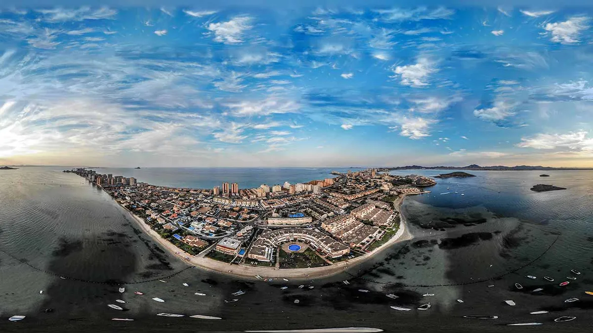 La Manga a különleges alakú földnyelv Spanyolországban