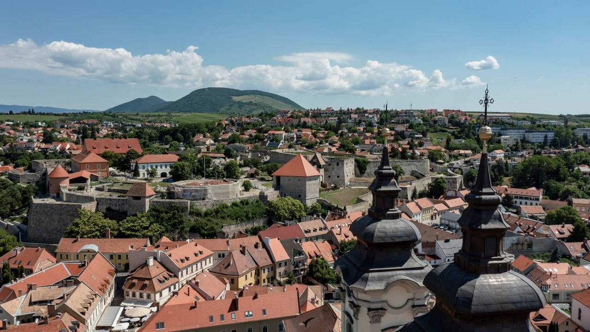 eger, egri vár, vár, drónfotó, városkép