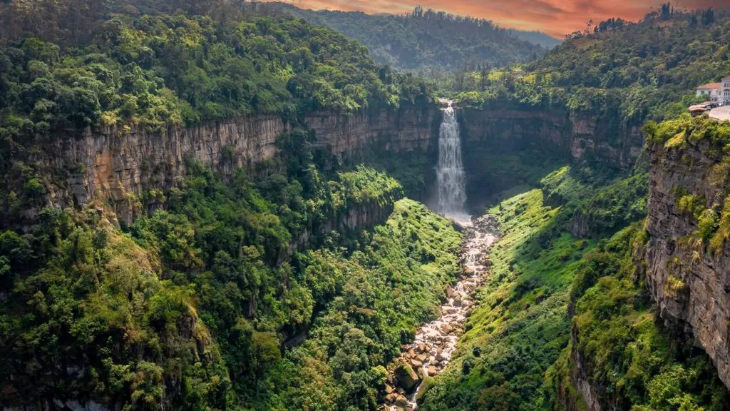 Tequendama, vízesés, 
Bogotá, Kolumbia, 
