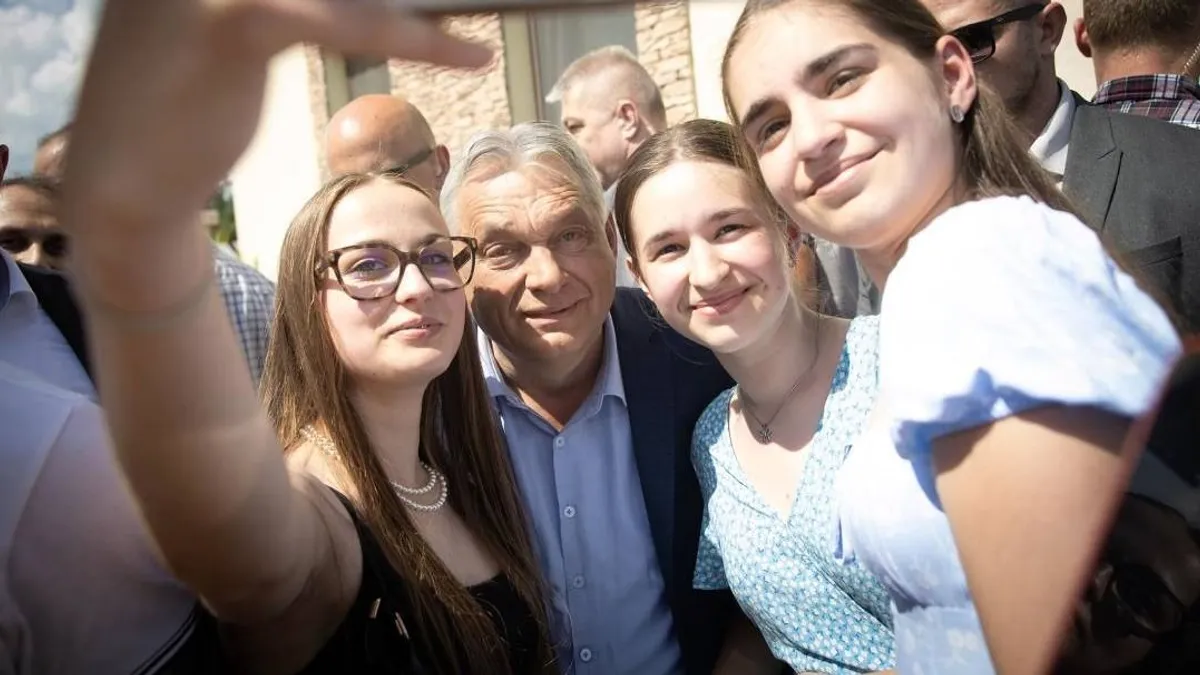 Orbán Viktor levelet küldött az érettségizőknek