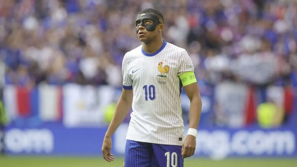 "Borzasztó így játszani" - rossz hírt kapott Kylian Mbappé