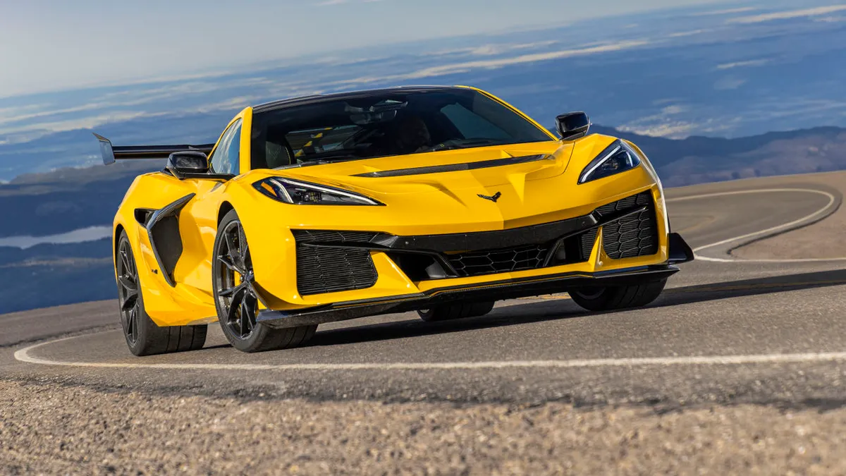 Már 1079 lóerőnél jár a Corvette