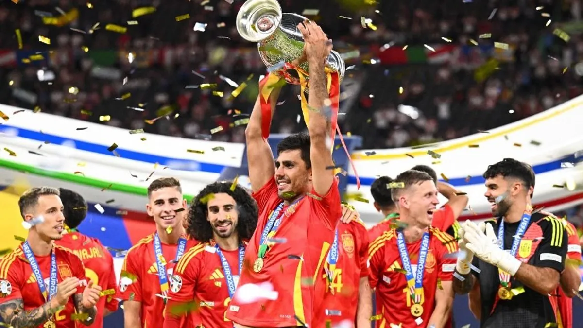 Félelmetes spanyol dominancia az Európa-bajnokság álomcsapatában