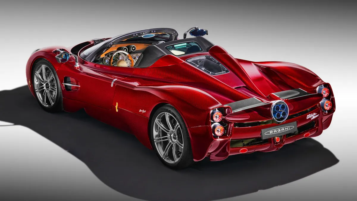 Büntetés, azaz plusz súly nélkül jön a Pagani Utopia Roadster
