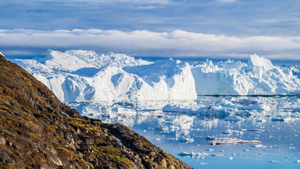 Icebergs And Effects Of Climate Change
